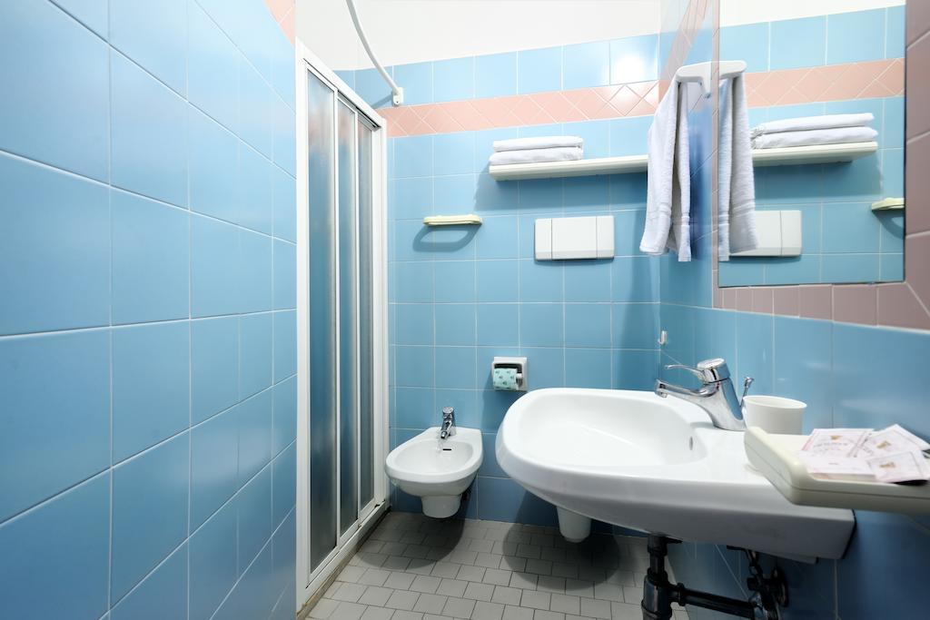 Double or Twin Room with Balcony and Sea View,234635461:JPEG